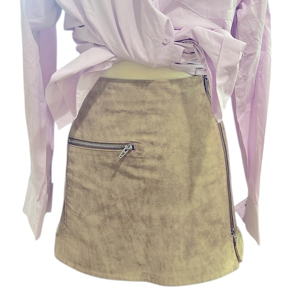 Blank NYC Tan Mini Skirt with Zipper Accents - Picture 1 of 7